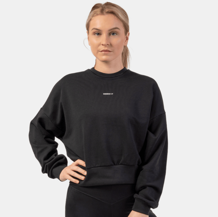 Nebbia Loose Fit Sweatshirt "Feeling Good" - | Köp hos Gymcentralen