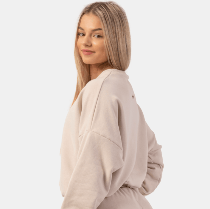 Nebbia Loose Fit Sweatshirt "Feeling Good" - | Köp hos Gymcentralen