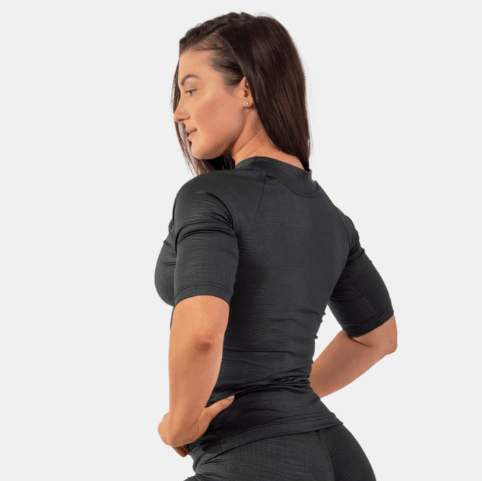 Nebbia Python SnakeSkin Mid Sleeve T-shirt - | Köp hos Gymcentralen